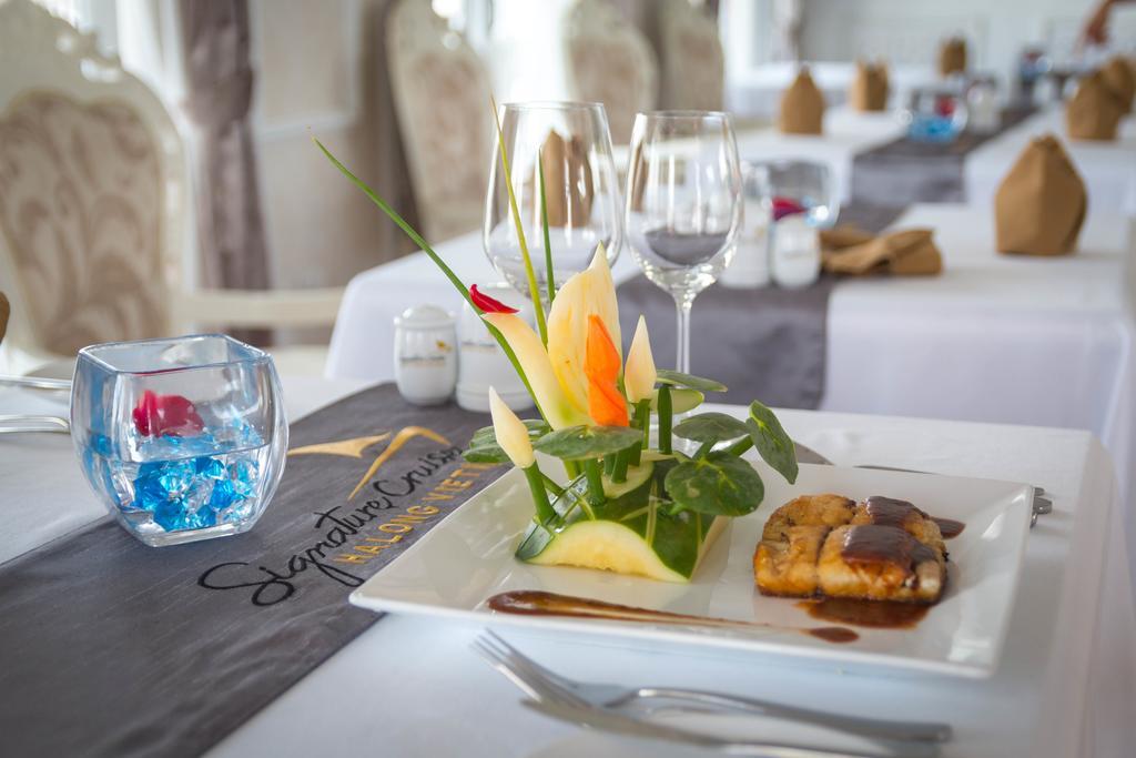 Signature Halong Cruise Ha Long Bagian luar foto