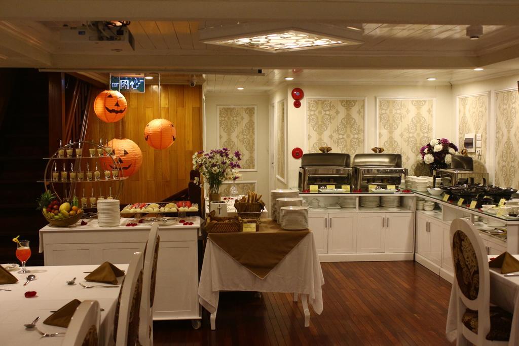 Signature Halong Cruise Ha Long Bagian luar foto