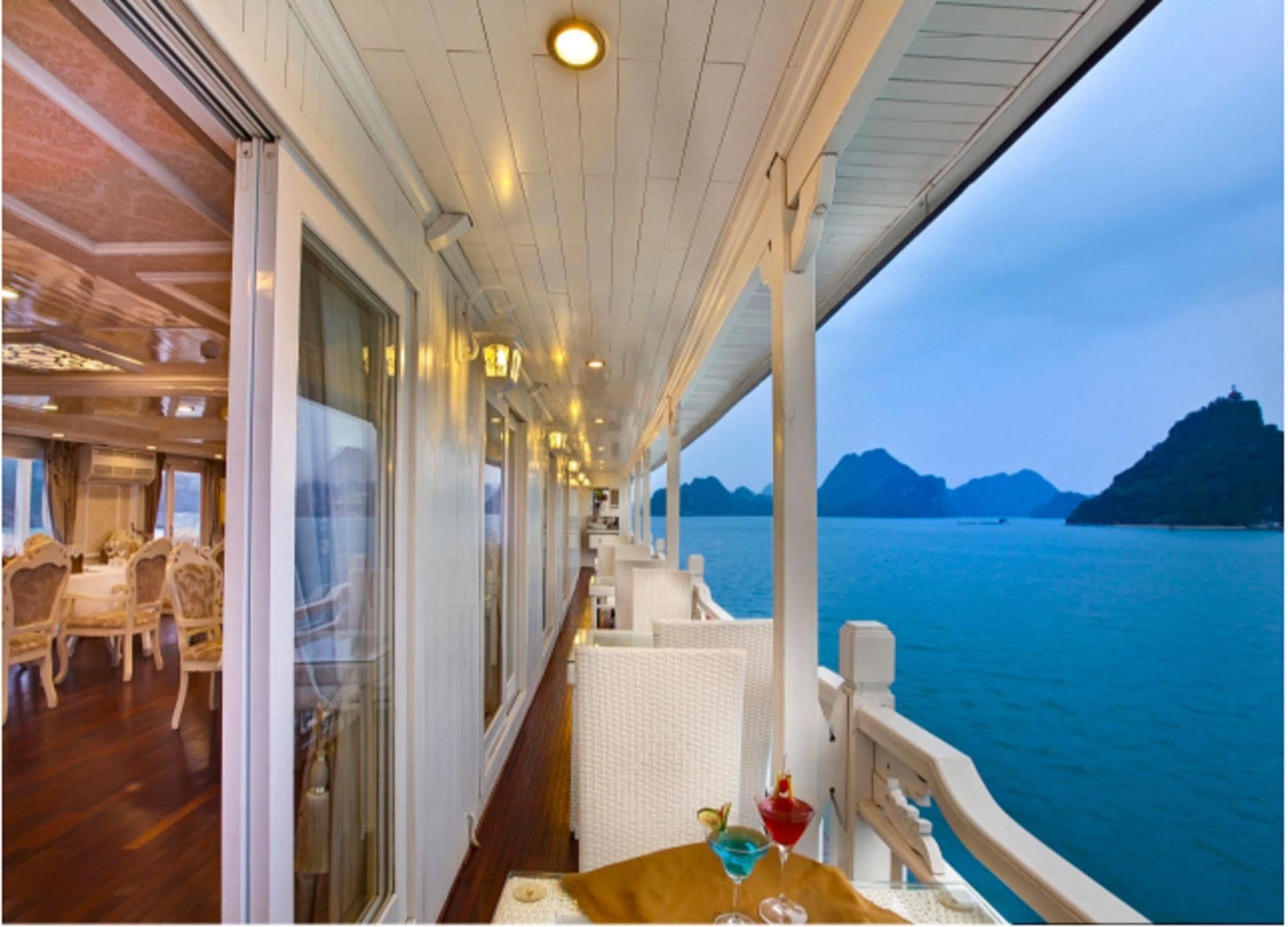 Signature Halong Cruise Ha Long Bagian luar foto