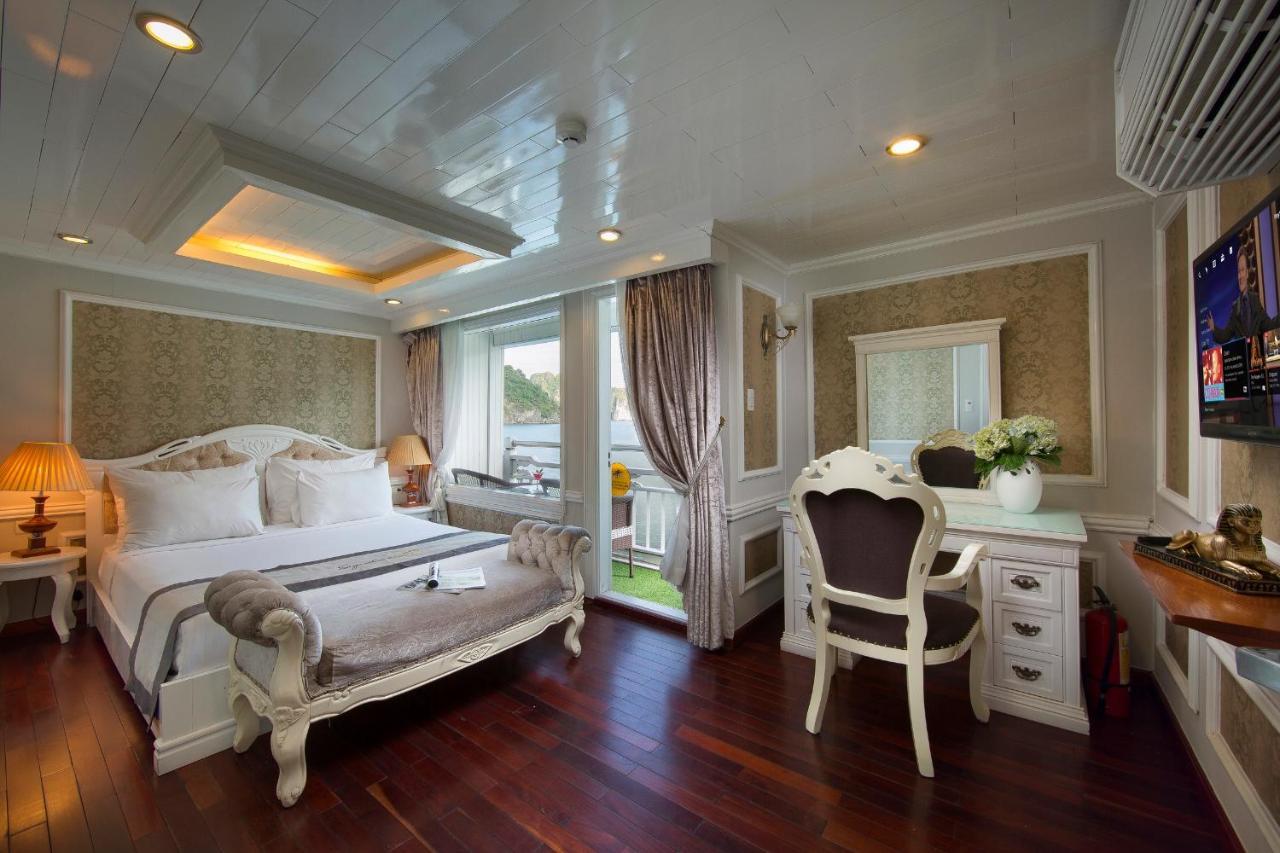 Signature Halong Cruise Ha Long Bagian luar foto