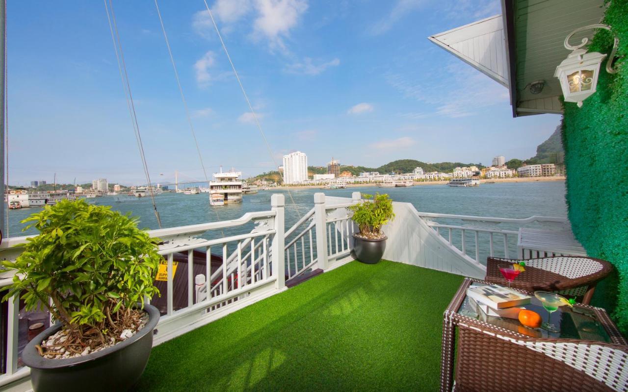 Signature Halong Cruise Ha Long Bagian luar foto
