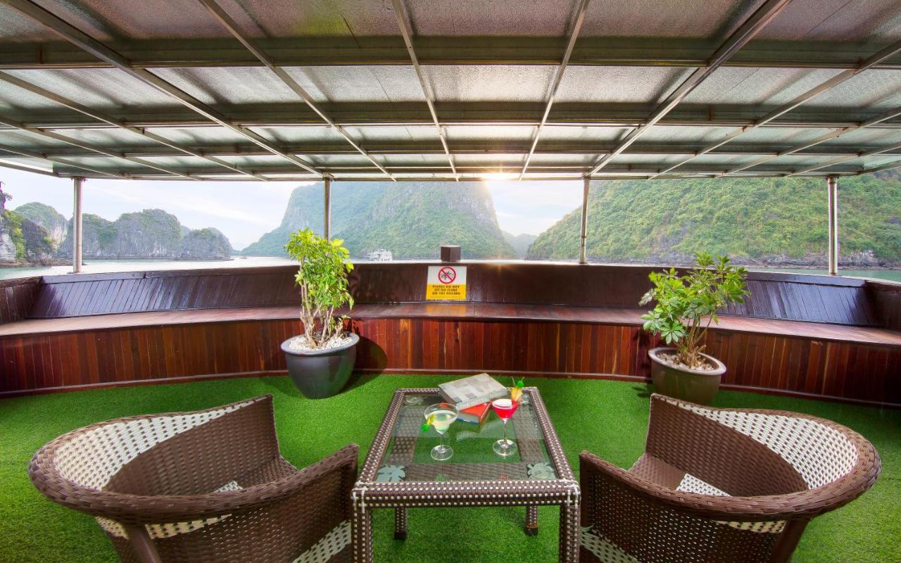 Signature Halong Cruise Ha Long Bagian luar foto