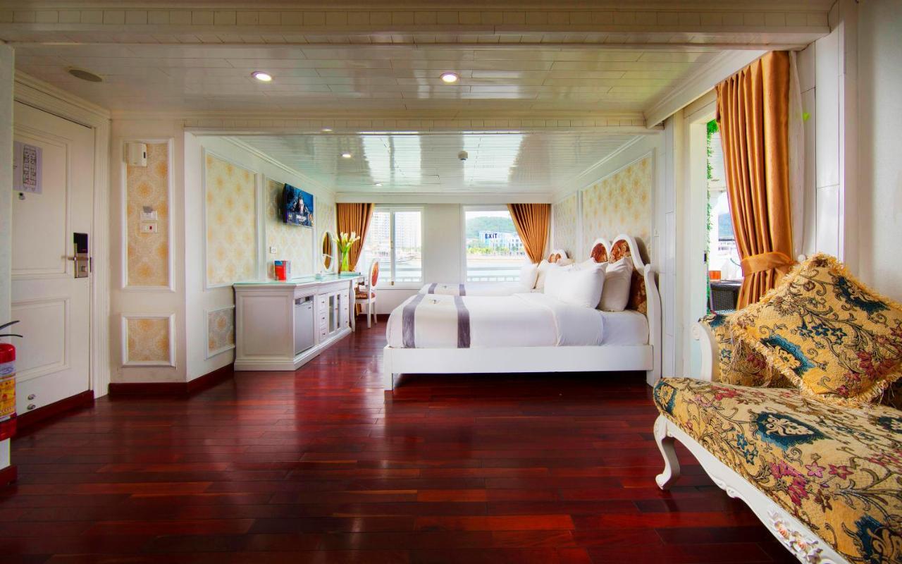 Signature Halong Cruise Ha Long Bagian luar foto