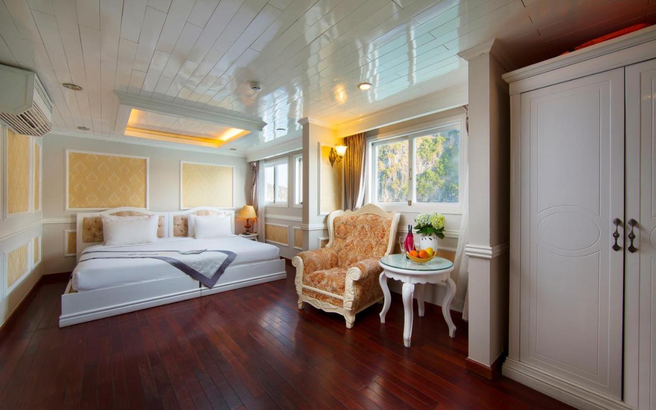 Signature Halong Cruise Ha Long Bagian luar foto