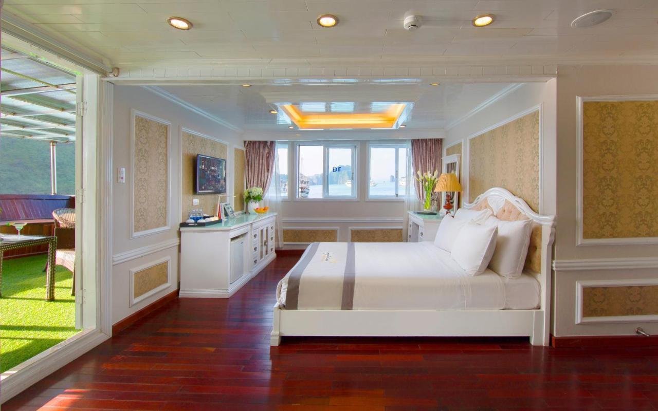 Signature Halong Cruise Ha Long Bagian luar foto